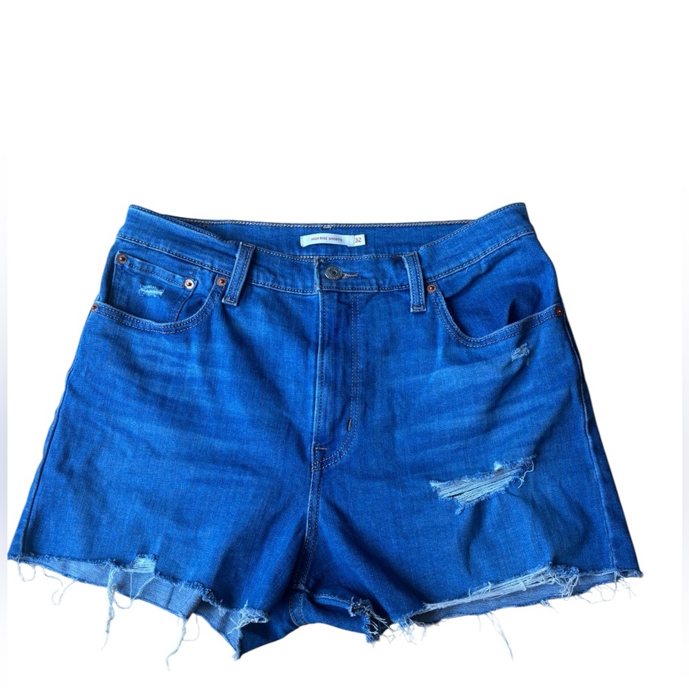 LEVI’S DISTRESSED DENIM HIGH RISE SHORTS SIZE 32/12